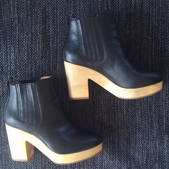 chelsea boots wooden heel